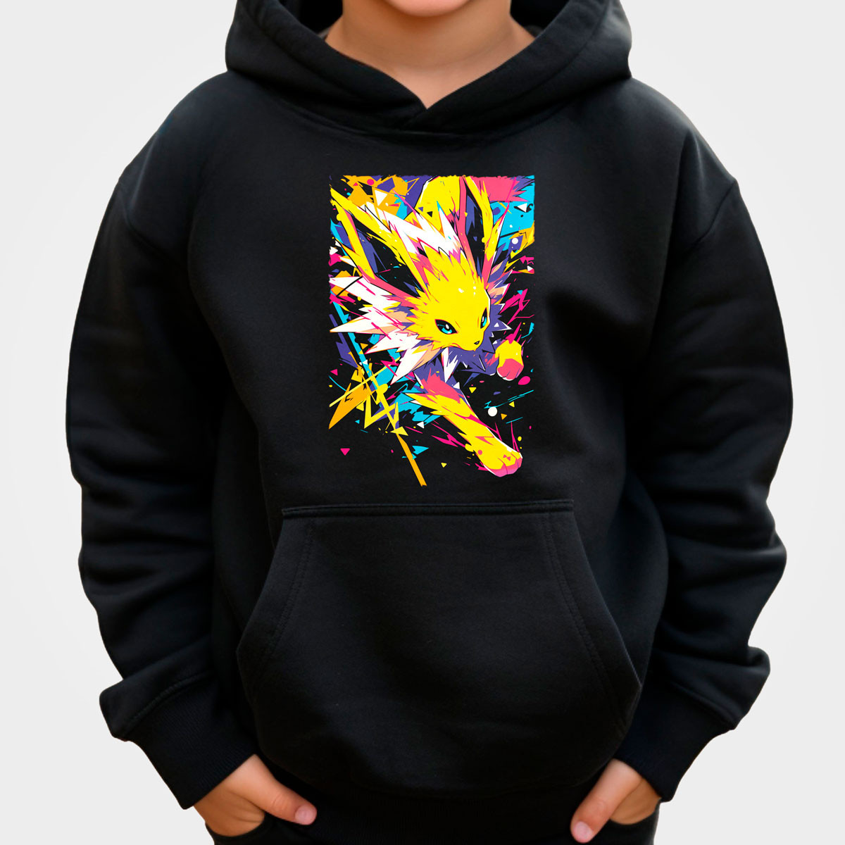 canguro-anime-ni-a-jolteon-atacando-sudadera-brillante