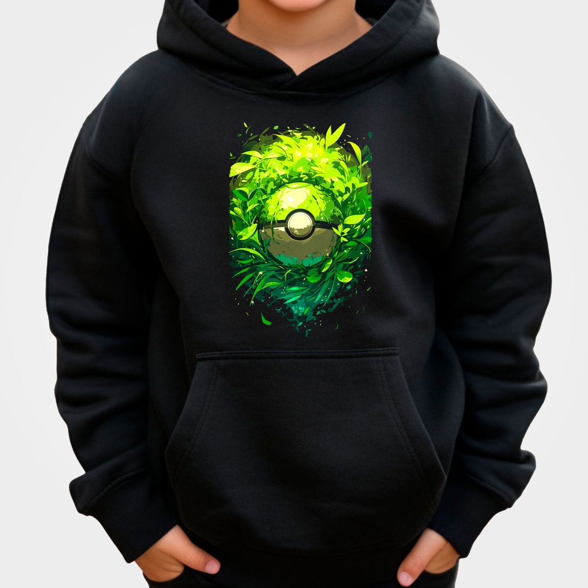 hoodie-anime-ni-o-batalla-de-aanimada-con-pokeball-de-hierba