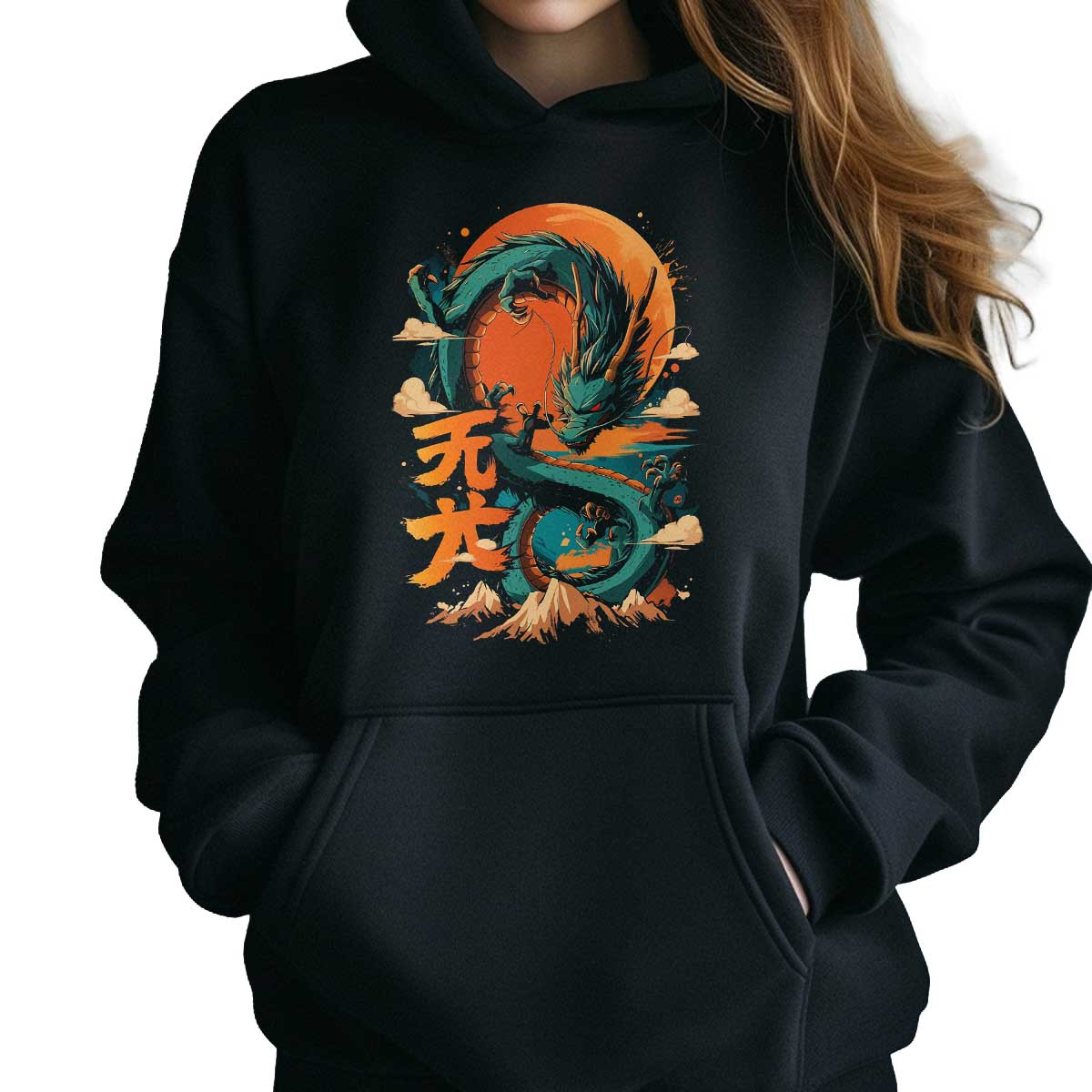 hoodie-anime-mujer-goku-y-shenron-en-colores-radiantes